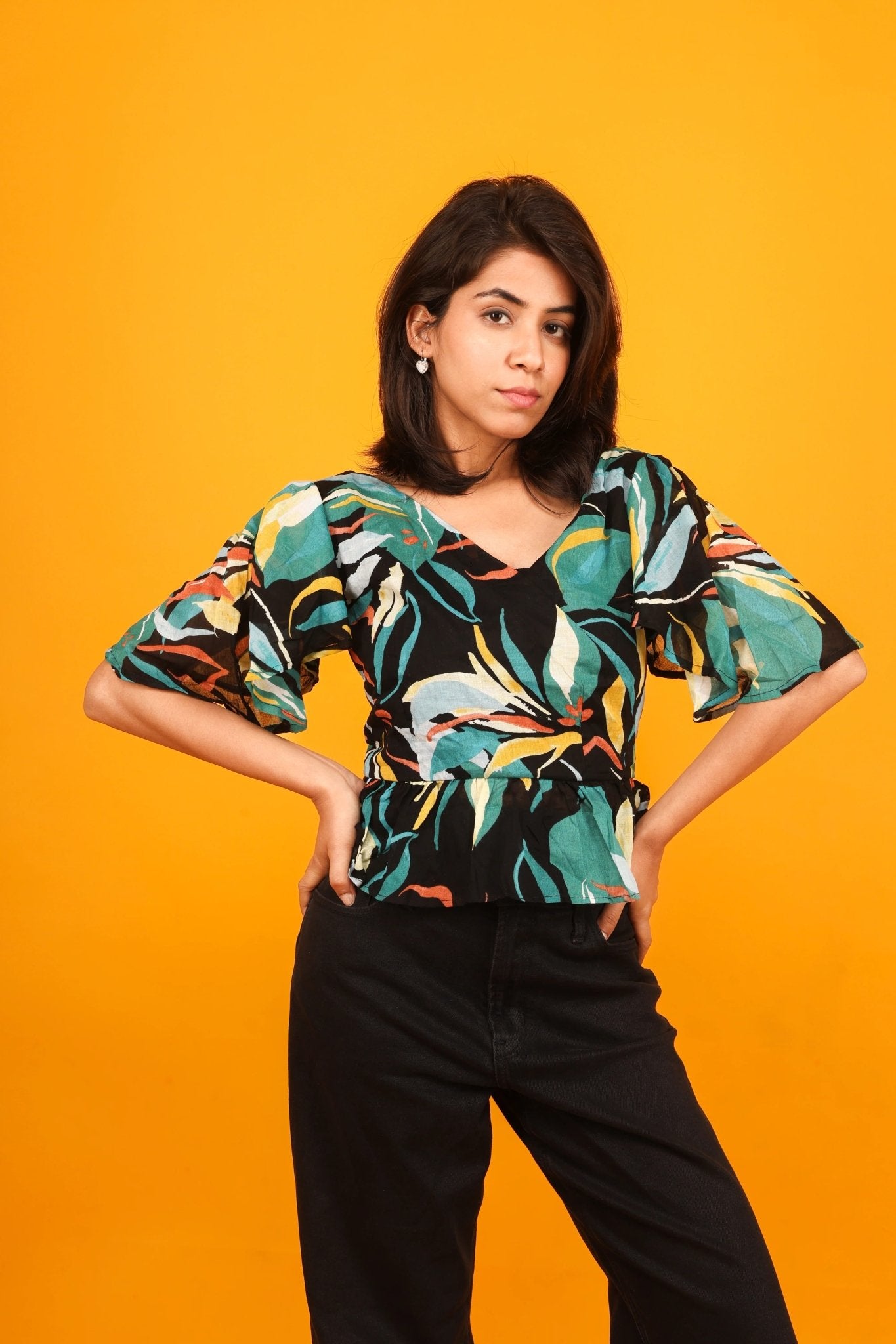 NOIR CHIC TOP - My Store